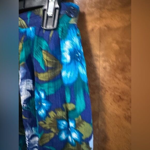 Floral Blue and Green Skirt - Picture 3 of 7